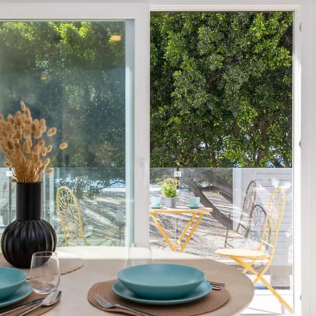 First Line, Y Mar By Mellow Apartment *